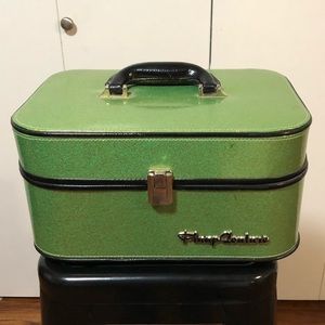 Lux De Ville Pin Up Couture Train Case